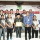 Pj Bupati Barito Selatan Terima Penghargaan dari PWI Pusat