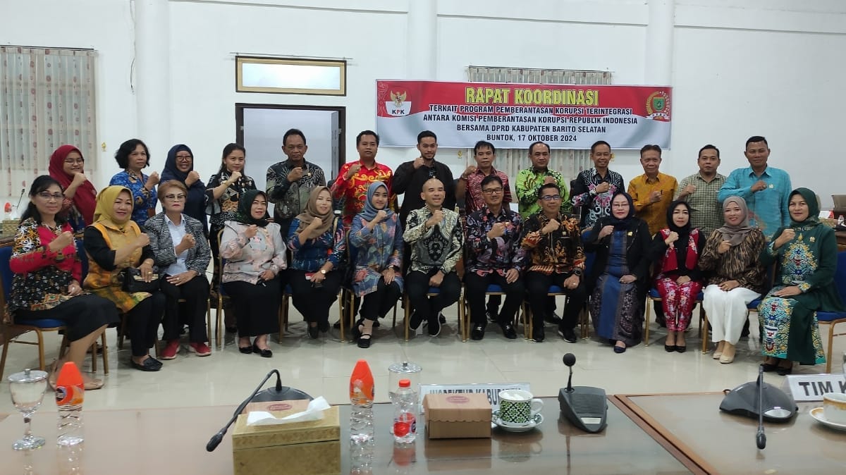 Komisi Pemberantasan Korupsi (KPK) menggelar rapat koordinasi bersama DPRD Kabupaten Barito Selatan di Buntok, Kamis (17/10/2024).