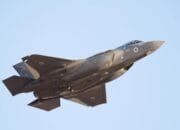 AA1rzKGi Krisis Timur Tengah Meningkat: Iran Serang Pangkalan F-35 Israel dengan 180 Rudal