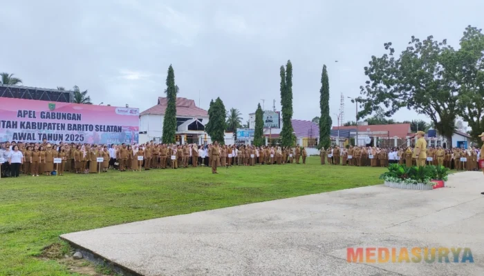 Apel Gabungan Kedua 2025, Pj Bupati Barsel Tekankan Disiplin dan Transformasi Digital