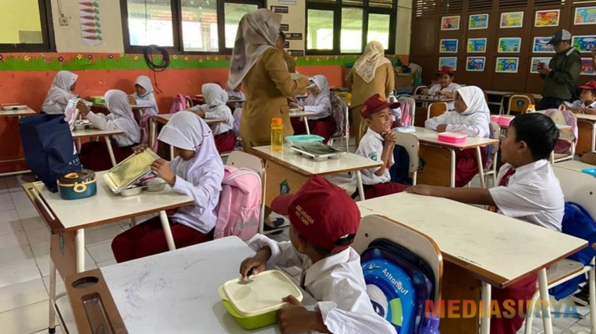 Libur Sekolah Ramadhan 2025 Dampak pada Gaji Guru dan Solusi Pemerintah