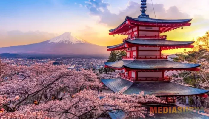 Jepang Pecahkan Rekor Baru! Sambut 36,8 Juta Wisatawan Asing Sepanjang 2024