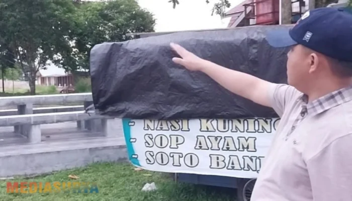 Pj Bupati Barsel Tinjau Perkembangan UMKM dan Fasilitas Publik di Bundaran Sababilah