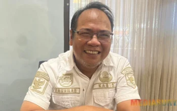 Plt. Sekretaris Dinas Penanaman Modal dan Pelayanan Terpadu Satu Pintu (DPMPTSP) Kotabaru, Rahmad Saputra