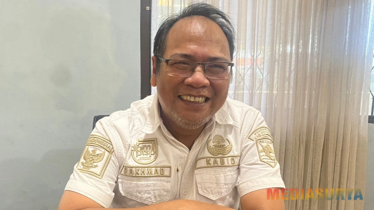 Plt. Sekretaris Dinas Penanaman Modal dan Pelayanan Terpadu Satu Pintu (DPMPTSP) Kotabaru, Rahmad Saputra