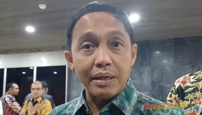 Raja Juli Antoni: Sertifikat Pagar Laut Tangerang Terbit Tanpa Sepengetahuan Menteri