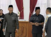 Bupati Barsel Terpilih Hadiri Rapat Paripurna DPRD Bupati Barsel Terpilih Hadiri Rapat Paripurna DPRD