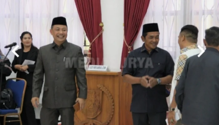 Bupati Barsel Terpilih Hadiri Rapat Paripurna DPRD