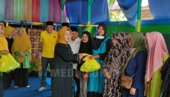 DPRD Barsel Apresiasi Pengajian Al Hidayah atas Kegiatan Bakti Sosial Pembagian Sembako