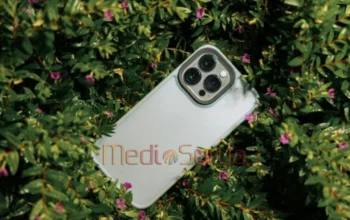 Apple resmi menghentikan iPhone 14, harga turun drastis di Indonesia.