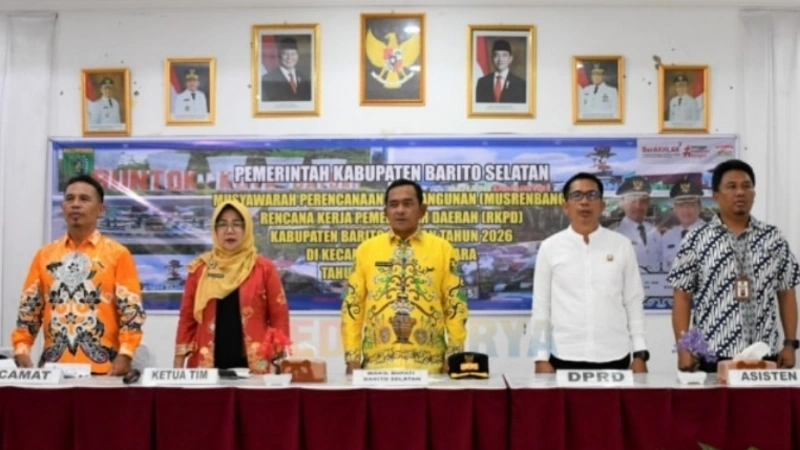 Wakil Bupati Barsel Khristianto Yudha menghadiri Musrenbang Dusun Utara membahas pembangunan infrastruktur dan kesejahteraan.