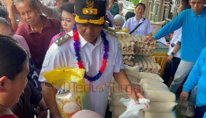 Wakil Bupati Barsel Buka Bazar Pangan Murah, Stabilkan Harga dan Bantu Warga