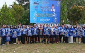 Foto bersama jajaran Dinas Pendidikan Barito Selatan