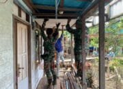Rehab Mushola Desa Talio, Satgas TMMD ke-124 Pasang Plafon Demi Kenyamanan Ibadah