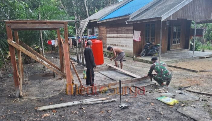Satgas TMMD Pasang Bekisting Sumur Bor, Akses Air Bersih untuk Warga Wungkur Baru Terus Dimaksimalkan