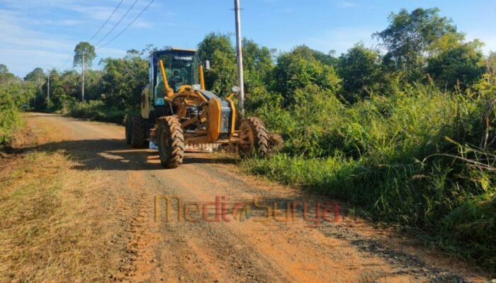 Satgas TMMD Kodim 1012/Buntok Kebut Pembukaan Jalan Penghubung Antar Desa