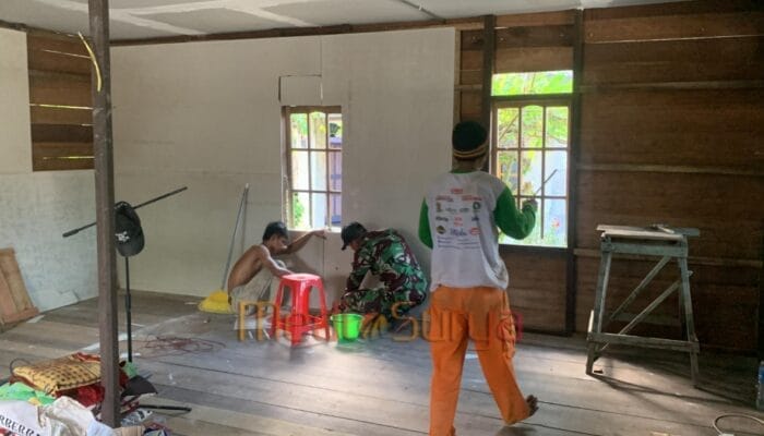 Satgas TMMD Kodim 1012/Buntok Rehab Mushola Demi Dukung Kenyamanan Ibadah Warga