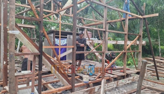 Struktur Rumah Mulai Terbangun, Progres RTLH TMMD ke-124 di Wungkur Baru Terus Dikebut