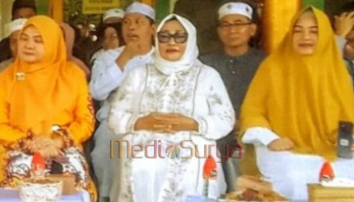 Wakil Ketua DPRD Barsel Hadiri Pemberangkatan 129 Jemaah Haji 2025