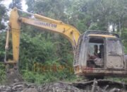 Alat Berat Dikerahkan Satgas TMMD Percepat Pembangunan Jalan Penghubung Desa