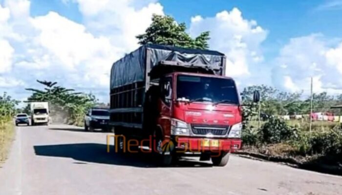 Pemkab Barsel Tanggap Cepat Perbaiki Jalan Rusak di Pararapak, Warga Apresiasi Aksi Nyata