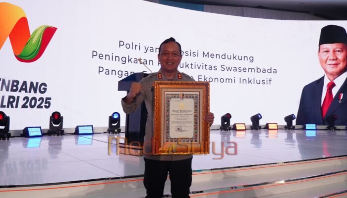 Polres Barsel Terima Penghargaan Pelayanan Publik Prima dari Kapolri di Musrenbang Polri 2025