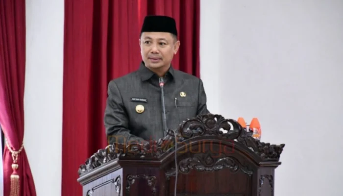 Paripurna ke-25, Bupati Barsel dan DPRD Setujui Dua Ranperda Strategis 2025