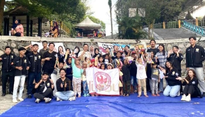 Mahasiswa Hukum UPR dan SRMK Ajak Anak Palangka Raya Belajar Peduli Lingkungan