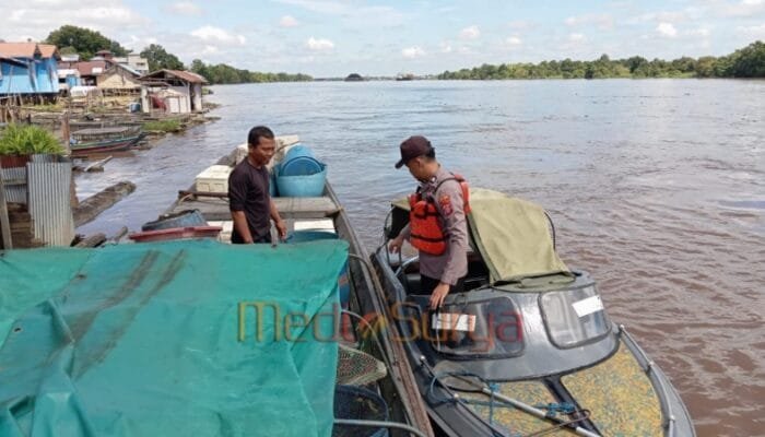 Inovasi Anjeli, Polsek Dusel Imbau Keselamatan Transportasi Sungai DAS Barito