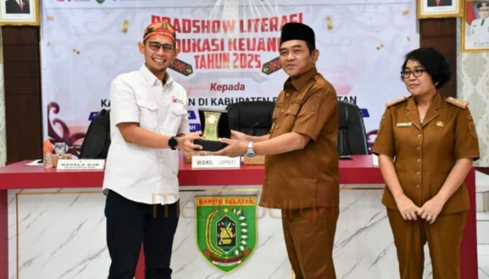 Wabup Barsel Ajak Organisasi Wanita Jadi Agen Literasi Keuangan Lewat GENCARKAN OJK