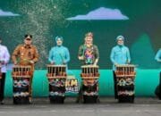Tri Tito Resmi Buka Festival UMKM dan Pemeriksaan Kesehatan Gratis HKG Ke-53 di Samarinda