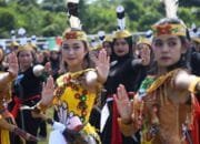 Seribu Penari Mandau Ramaikan Langit Pulang Pisau, Tarian Dayak Pecahkan Rekor MURI
