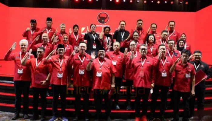 Ganjar Ungkap Belum Semua DPP PDIP Dilantik, Hasto Absen dari Struktur