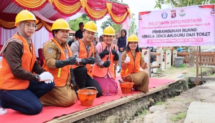 Pembangunan TK Kemala Bhayangkari 16 Buntok Dimulai, Kapolres Barsel Hadiri Peletakan Batu Pertama