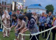 Buka Festival Budaya Dahani Dahanai, Wabup Barsel Tegaskan Ajang Gerakkan Ekonomi dan Lestarikan Tradisi