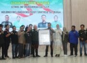 PWI Barsel Beri Penghargaan di Acara Kenal Pamit Dandim 1012/Buntok