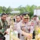 Dukung Asta Cita Presiden, Kapolres Barsel Panen Jagung untuk Perkuat Ketahanan Pangan Nasional
